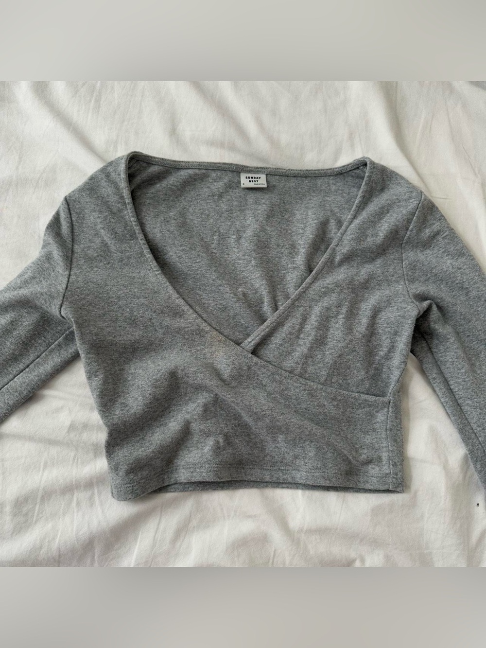 aritzia Sunday best Grey wrap longsleeve
